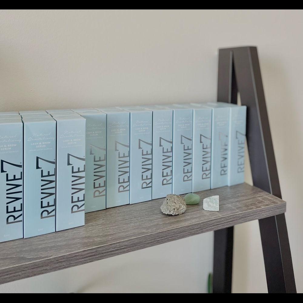 Revive 7 Lash and Brow Serum - Picture 1 of 1